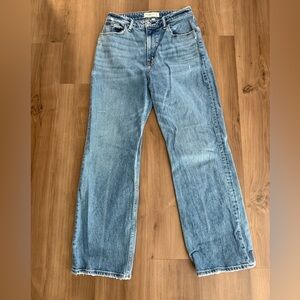 Abercrombie & Fitch '90s Relaxed High Rise Jeans - Blue